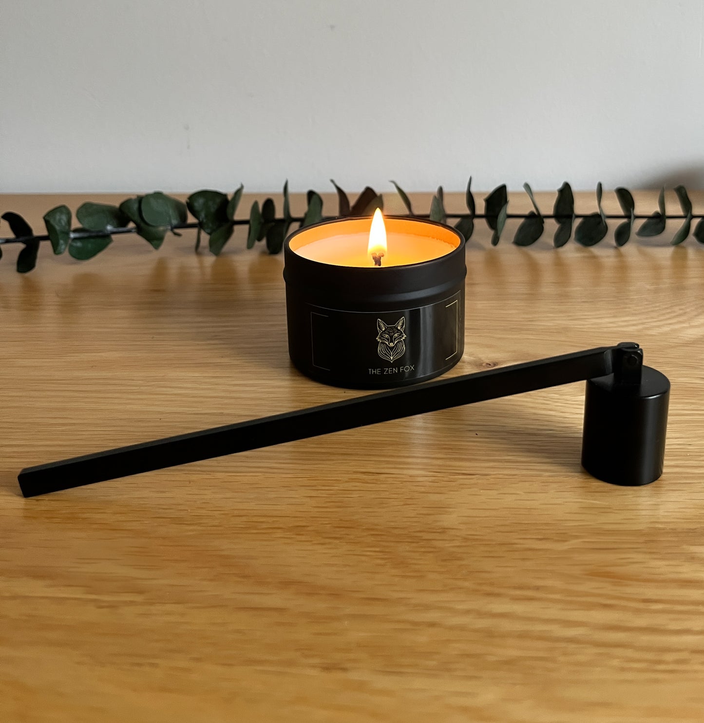 Minimalist Candle Snuffer – Elegant & Functional